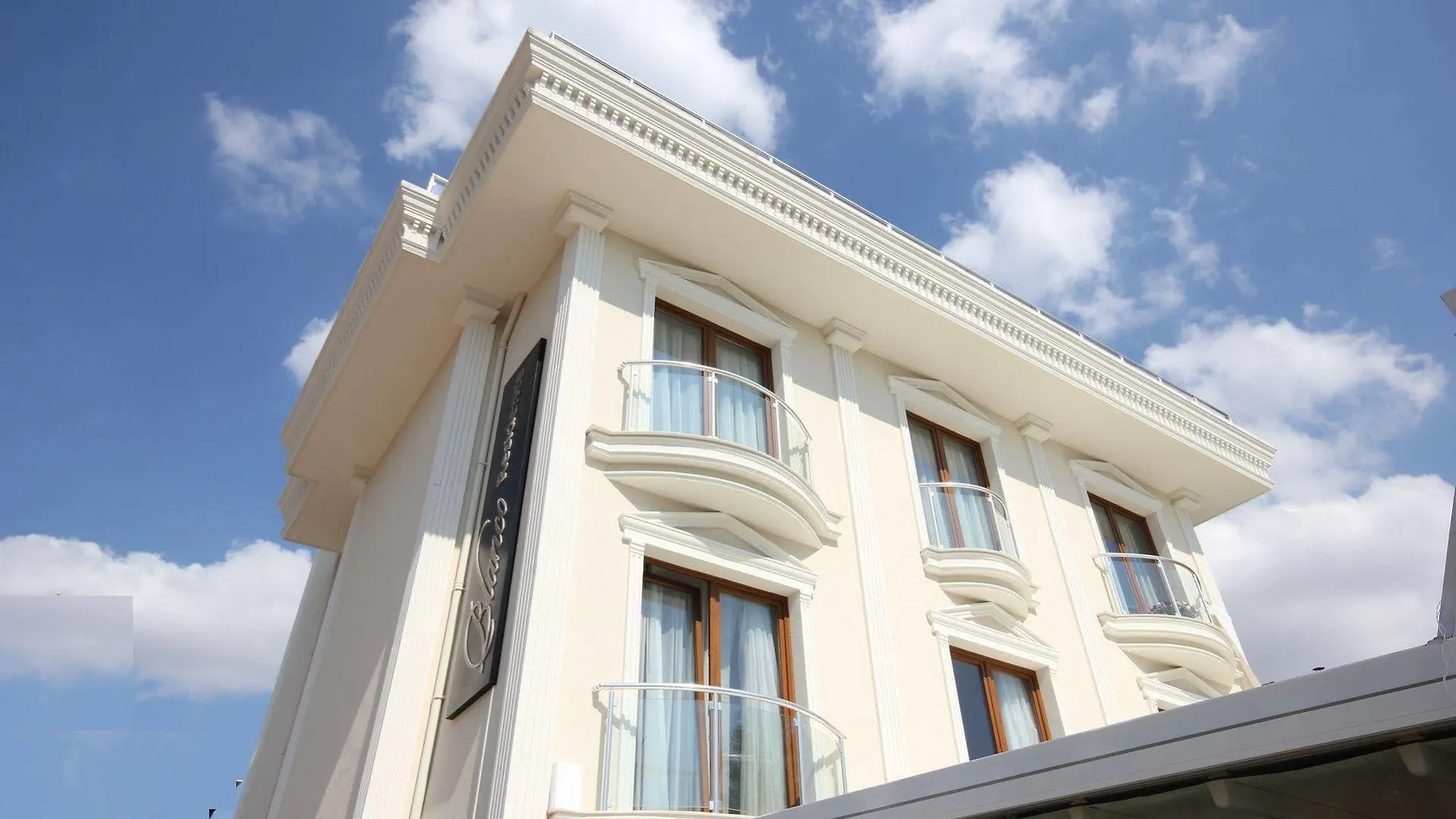 Myla Hotel Tuzla Istanbul